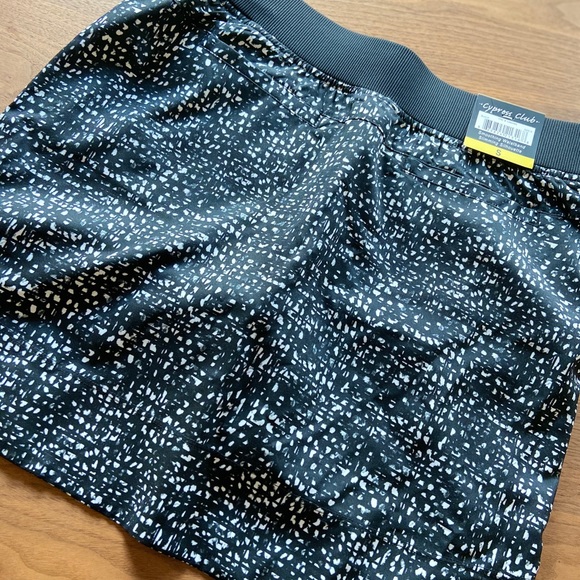 Women Skort - New with tags - Picture 3 of 3